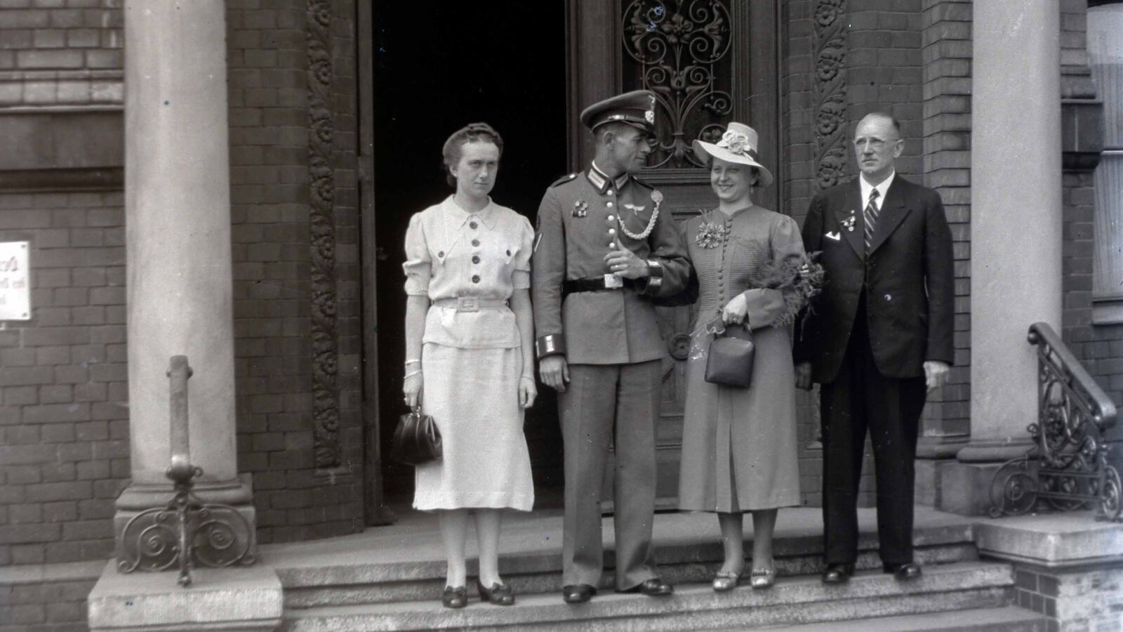 Archiv Soldat Menschen Frau 4000