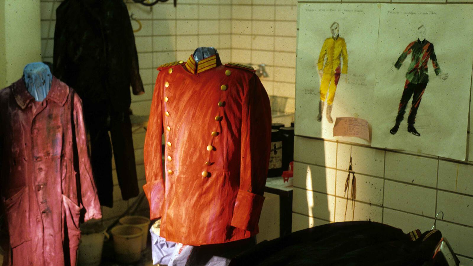 Kostuem Faerben Franta 4000