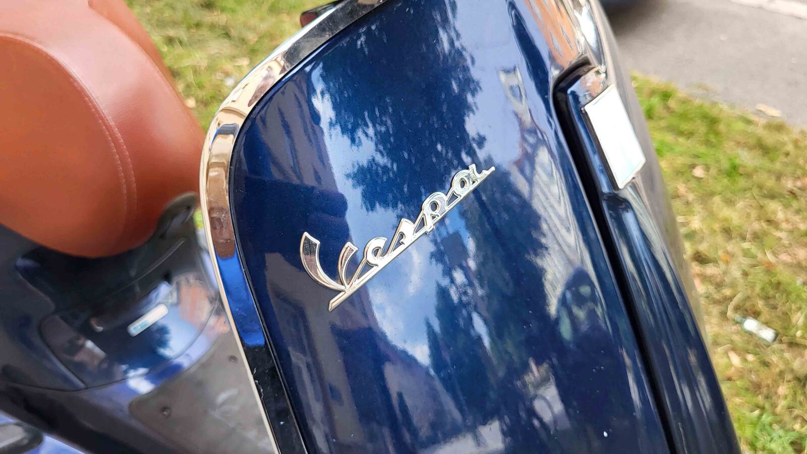 Vespa 2 4000