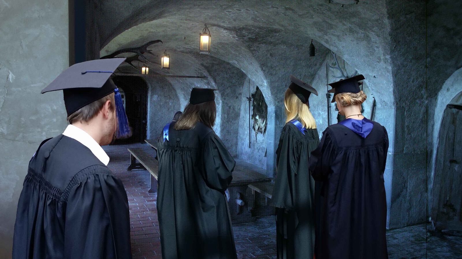 Dark Akademia 1 4000