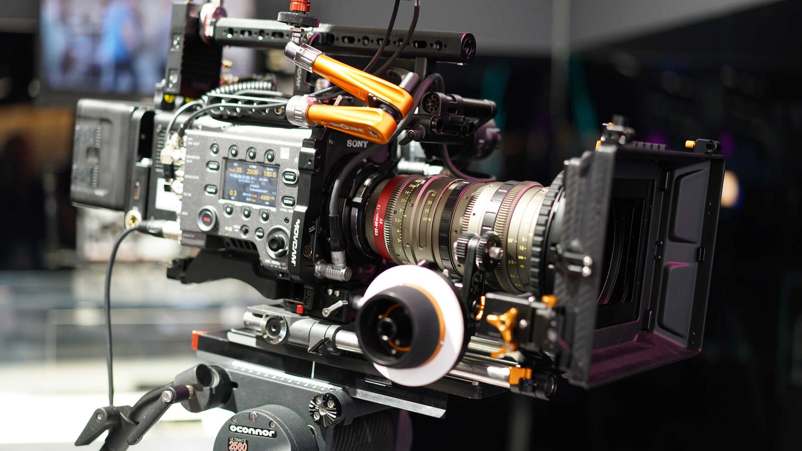 Zoom Angenieux 22 60 4000