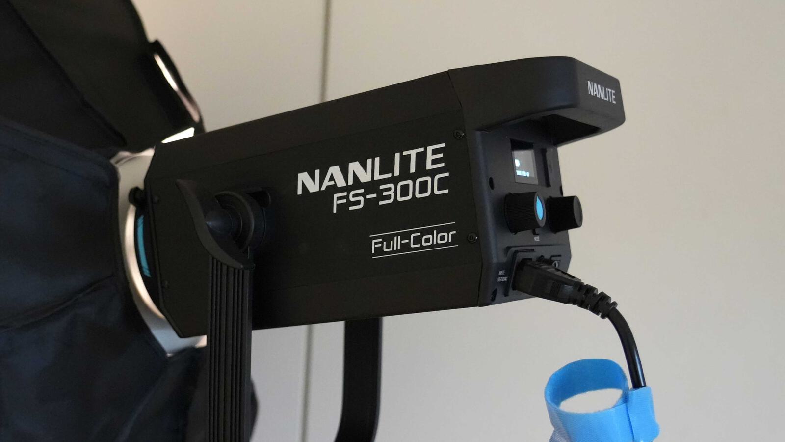Nanlite FS 300C 2 5000