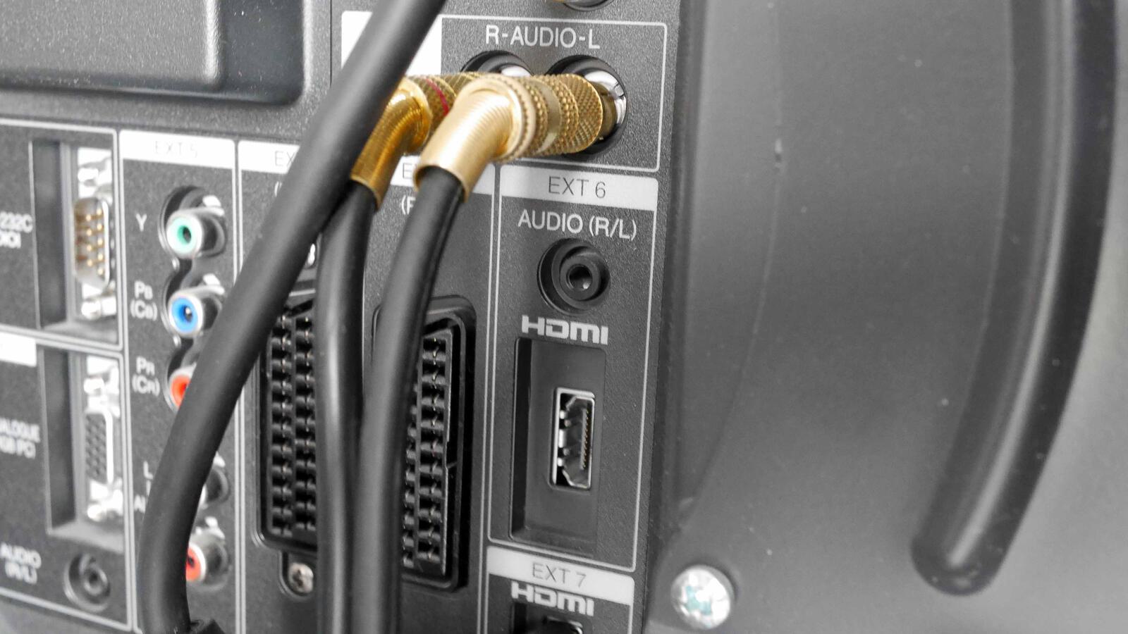 Anschlüsse an Flatscreen