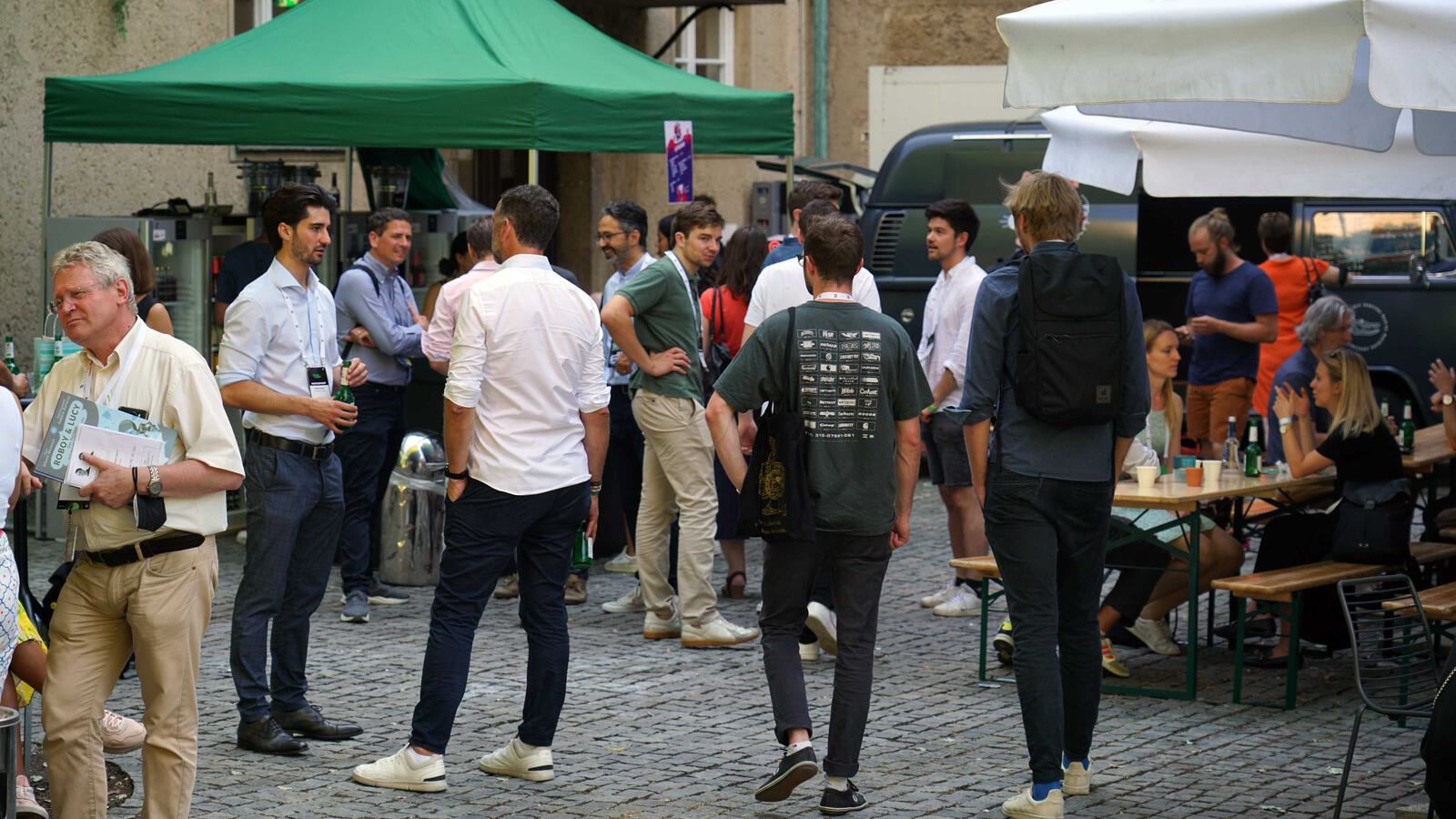 Zukunftsfestival 11 Innenhof 4000