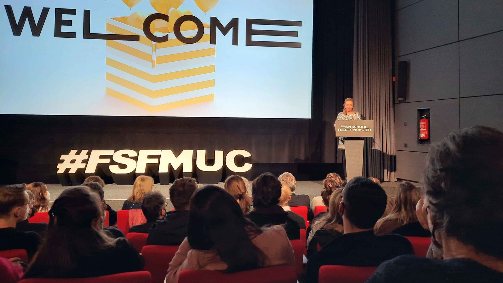 Eroeffnung 1 21 4000