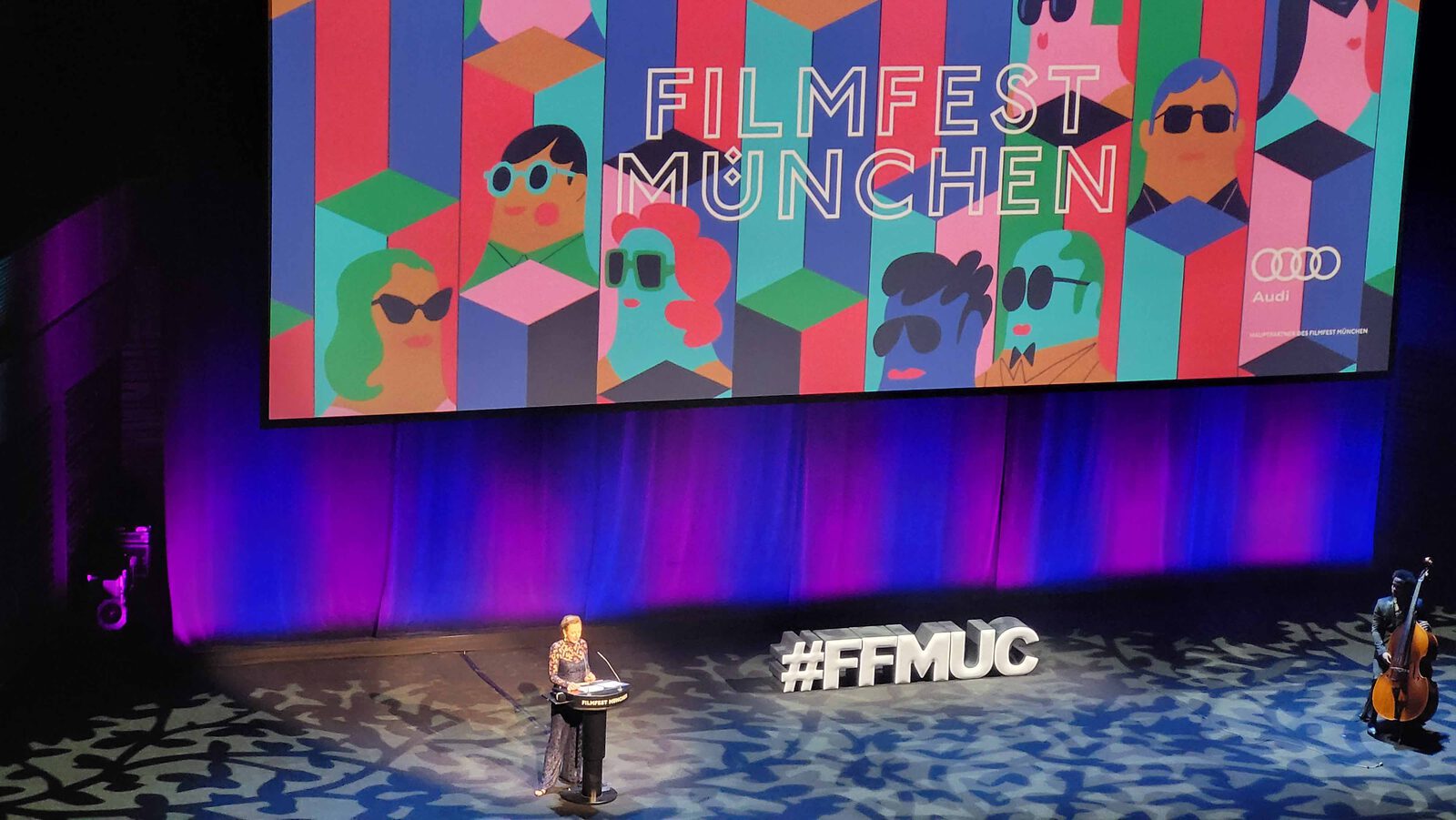 FFM Eroeffnung 2022 9 Diana 4000