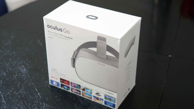 Oculus-Go-Box-1-4000