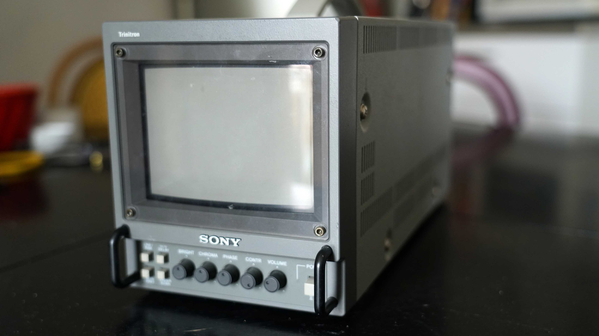 Sony-Monitor-4000