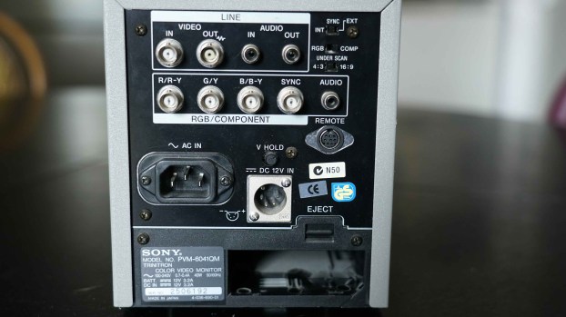Sony-Monitor-Anschluesse-4000